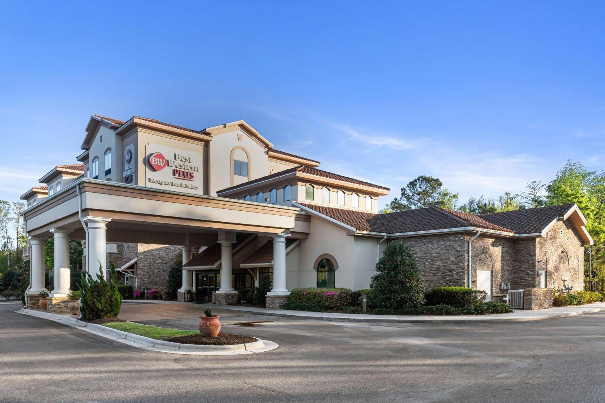 Best Western Plus Westgate Inn And Suites Leland Bagian luar foto